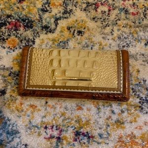 Brahmin wallet